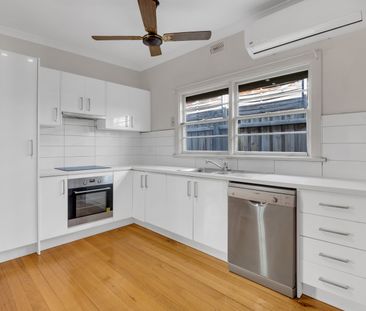 124 Christmas Street, Northcote VIC 3070 - House For Rent | Domain - Photo 4