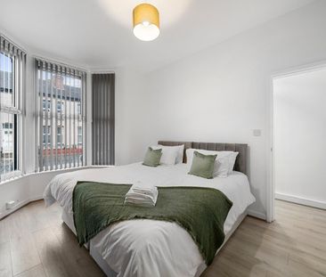 Room in a Shared House, Dacy Road, L5 - Photo 2