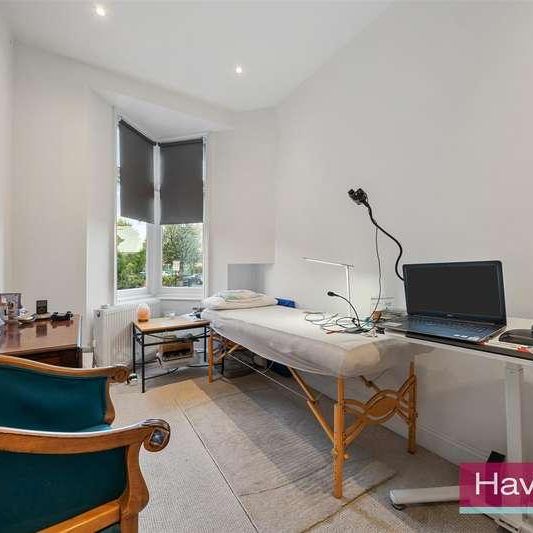 Station Road, Winchmore Hill, N21 - Photo 1