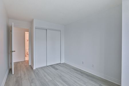 For Lease - 2111 Lake Shore Boulevard Unit# 1512, Toronto, Ontario - Photo 5
