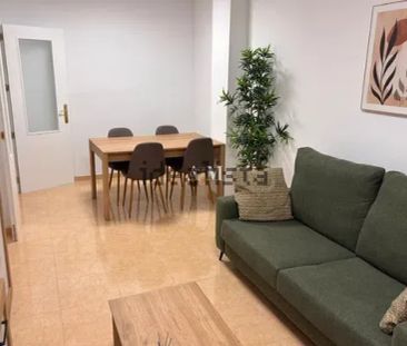 Alquiler de piso en Almoradí - Photo 2