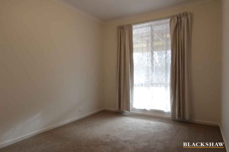CUL-DE-SAC LOCATION - Photo 5