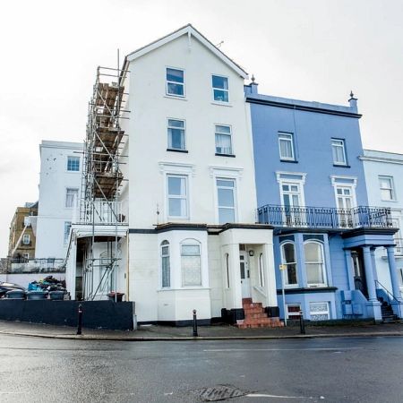 Sunnymead Court, 4 Central Parade, Herne Bay, CT6 5HT, Kent - Photo 4