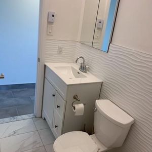 Grand 2 1/2 tout inclus Villeray metro Jean-Talon - Photo 2