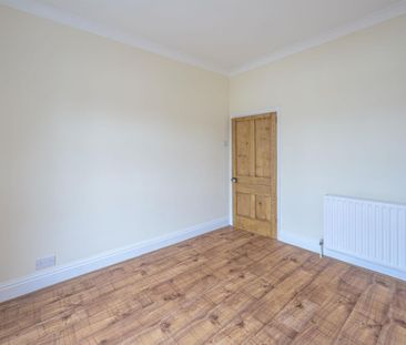 3 bedroom House To Let Total Size: 1023 SQ FT - Photo 6