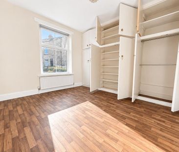 2 bedroom property to rent - Photo 2