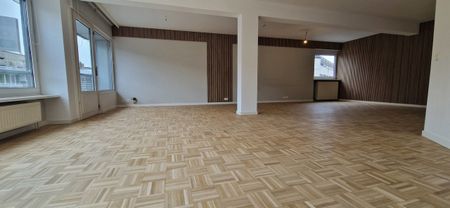 Appartement - Te huur - Photo 2