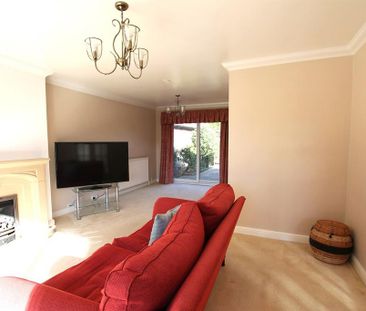 3 bedroom bungalow to rent - Photo 3