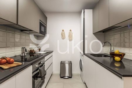 2 room luxury Apartment for rent in Madrid, Spain - Photo 2