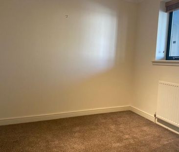 3 bedroom apartment to rent - Photo 5