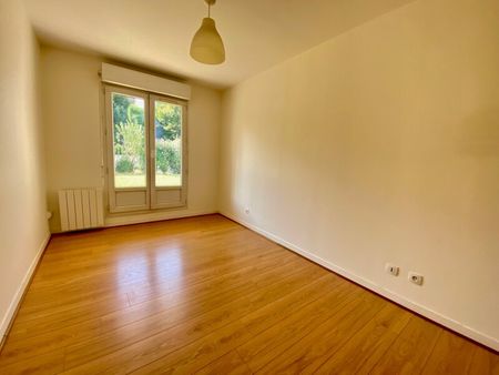 Location Appartement 2 Pièces 44 m² - Photo 3