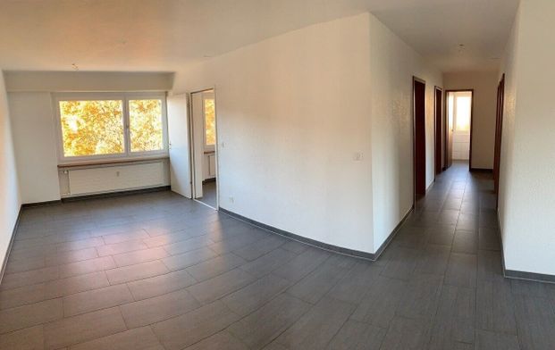 Modern 4.5-room apartment, quiet but centrally located - Photo 1