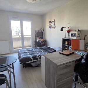 Location Appartement 1 pièce 20m² CLERMONT FERRAND 63000 - Photo 2