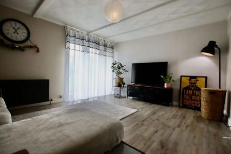 2 bedroom flat to rent - Photo 3