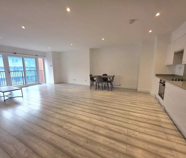 2 bedroom apartment to rent - Photo 5