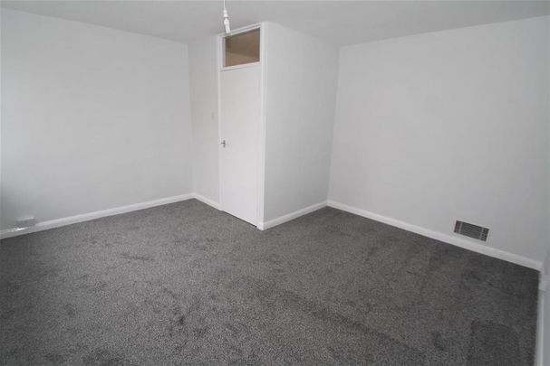 2 bedroom maisonette to rent - Photo 1
