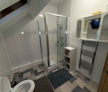 Stretton Road Room 2 - Photo 4