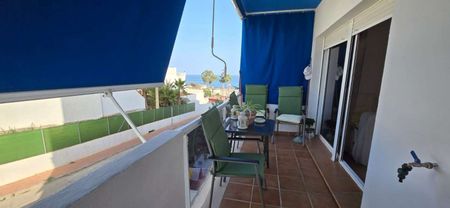 Apartment for rent in Torrox Costa - Photo 3