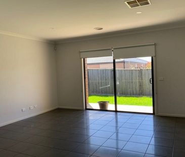 Family Home in Prime Location!!! - Photo 2