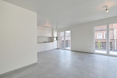 Appartement - Te huur - Photo 2