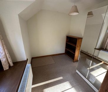 3 bedroom terraced house to rent - Photo 6