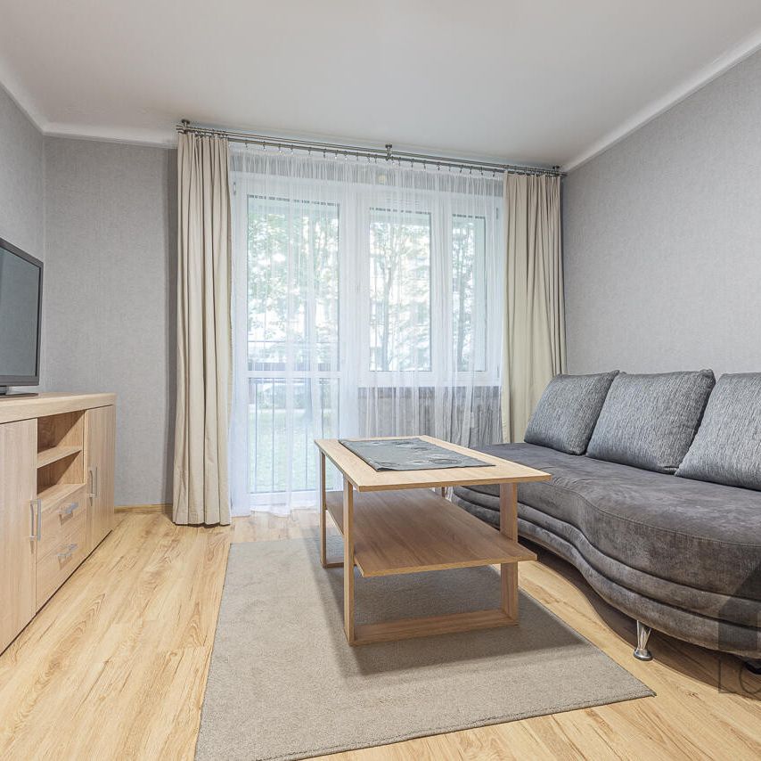 Piękne i wyposażone mieszkanie dwupokojowe na osiedlu Stałym w Jaworznie do wynajęcia | Spacer 3D - Фото 1