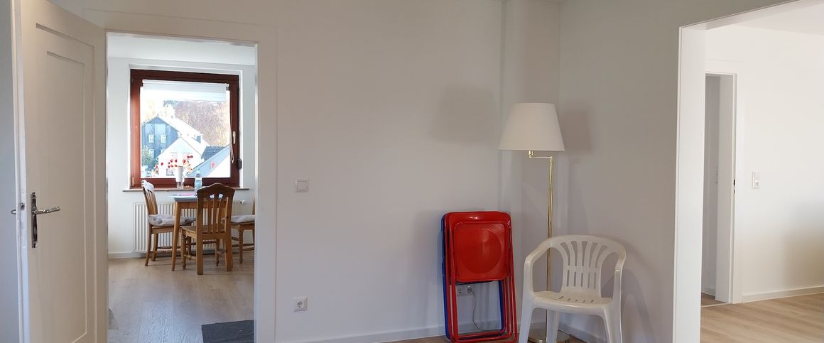 *Natur Pur - Lichtdurchflutet mit großartigem Ausblick* 4-Zimmer-Wohnung in ländlicher Lage - Foto 1