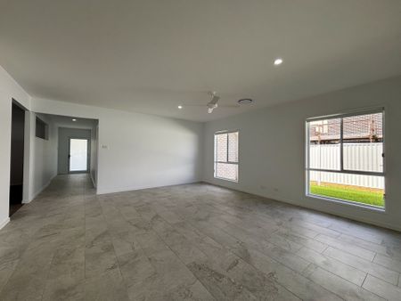 42 Grouper Crescent, Moonee Beach - Photo 3