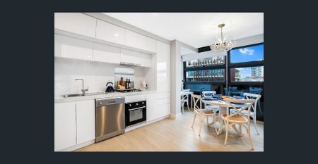 Fully Furnished. Stay 1 mth or more includes all utilities! - Photo 4