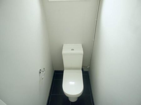 2 Bedroom Maisonette To Let - Photo 5