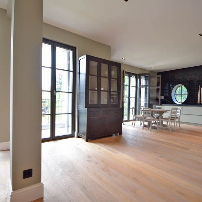 Zur Miete: Loftartige 3 Zi-Luxuswohnung mit Süd-Loggia und Blick in den Park in den Rheinblick-Residences - Foto 1