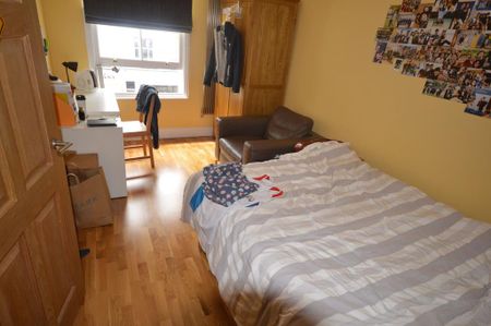 3 bedroom apartment to rent - Photo 4