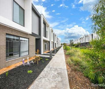 Brand New Large Modern Townhouse! - Photo 6