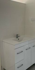 DUPLEX MINUTES FROM THE CITY - Photo 4