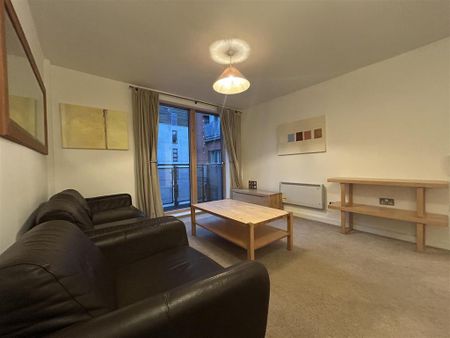 2 bedroom apartment to rent - Photo 3
