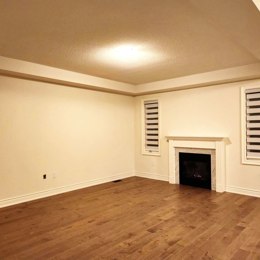 For Lease - 73 Boccella Crescent, Richmond Hill, Ontario - Photo 1