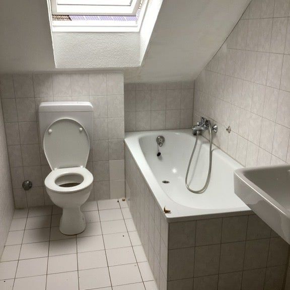 3-Zimmer-Dachgeschoss-Wohung im schönen Emscherblick! - Foto 1