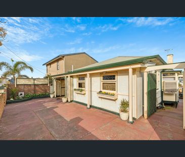 7 Castleton Av, Port Noarlunga, SA 5167 - Photo 2