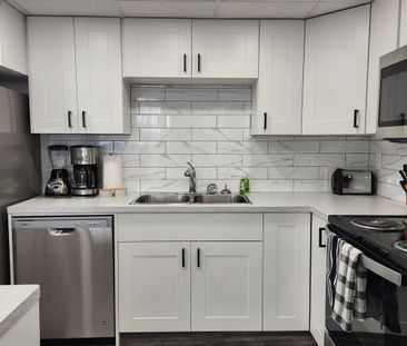 807, 4902 - 37 Street - Photo 2