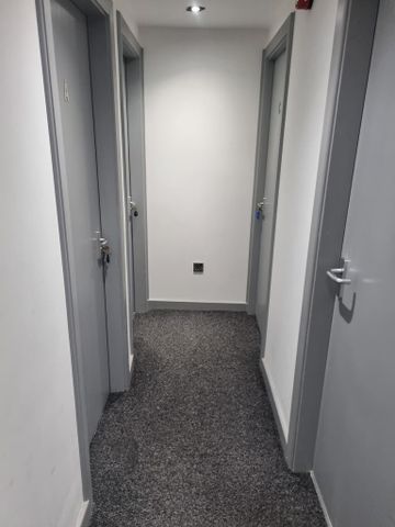 3 bedroom apartment to rent - Photo 2