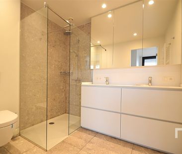 Prachtig afgewerkt appartement op de Grote Markt in Poperinge. - Photo 5