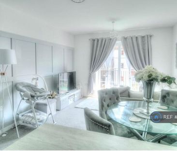 2 bedroom flat to rent - Photo 1
