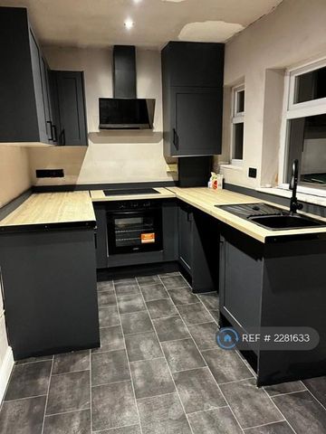 2 bedroom terraced house to rent - Photo 3