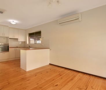 Fresh, Bright & Move-in Ready Three Bedroom Home! - Photo 1