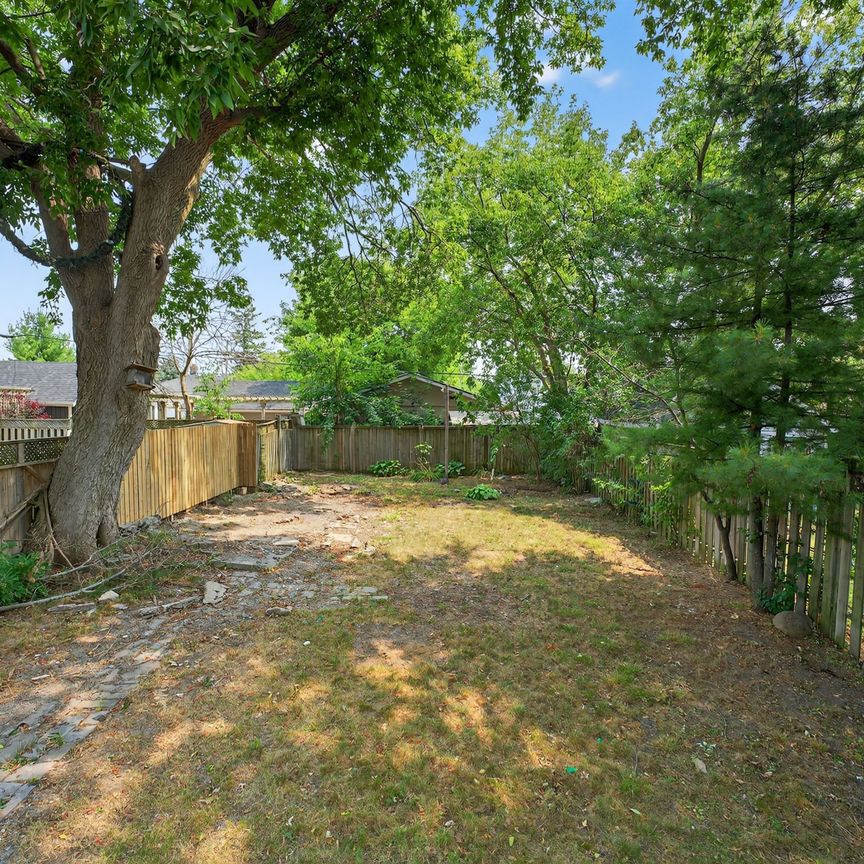 For Lease - 35 Kingscourt Avenue, Kingston, Ontario - Photo 1