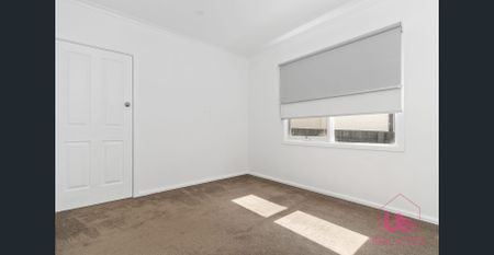 Modern 3-Bedroom Home in Quiet Frankston Pocket - Photo 5