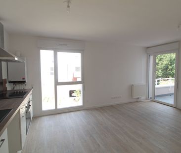 Location Appartement 2 pièces 44m² - Photo 2