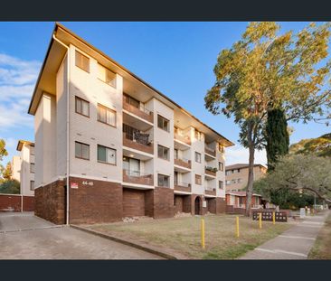 Quality two bedroom apartment in central locale - Photo 4