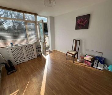 Chenies Parade, Little Chalfont, HP7 - Photo 1