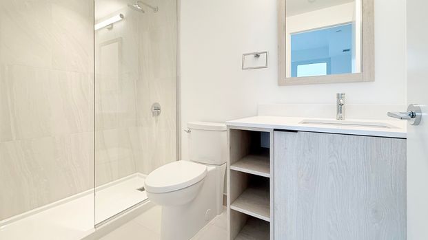 For Lease - 1007 The Queensway N/A Unit# 704, Toronto, Ontario - Photo 1